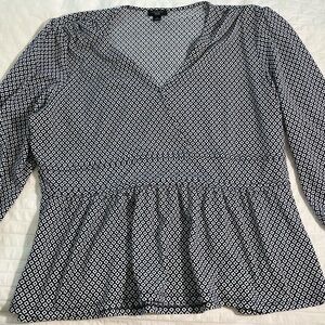 Ann Taylor Factory Navy and White Patterned Peplum Blouse